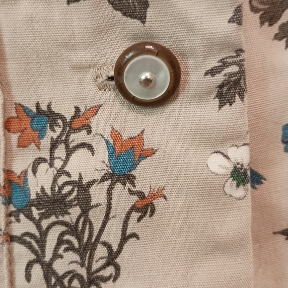 Handmade Vtg Cottagecore Pleated Button-Up - Picture 6 of 6